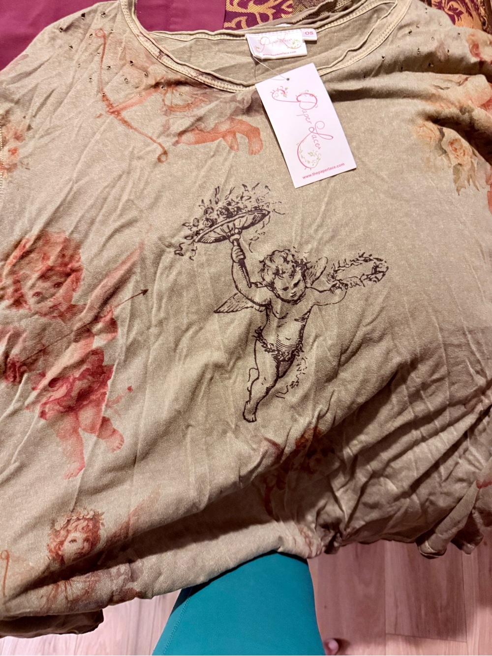 Ladies OS one size Olive Green Graphic Angel Tee by Paper Lace - Picture 2 of 2